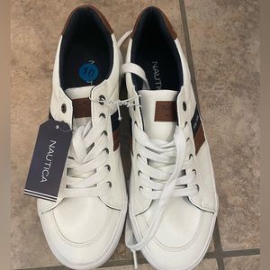 Men’s Nautica sneakers. NWT